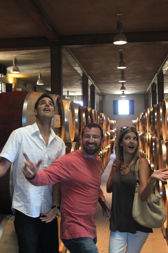 Fun at Round Pond Winery | Wander & Wine