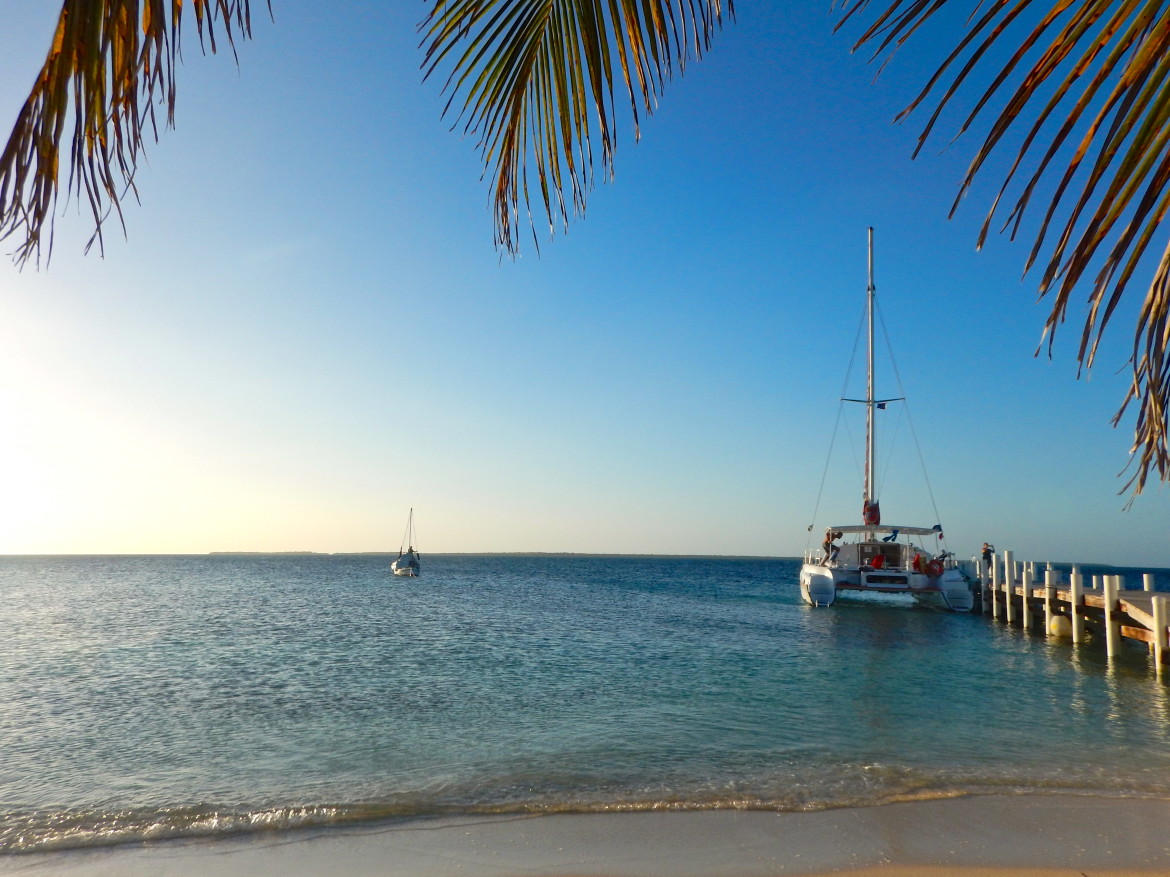 Sailing Belize with Raggamuffin Tours